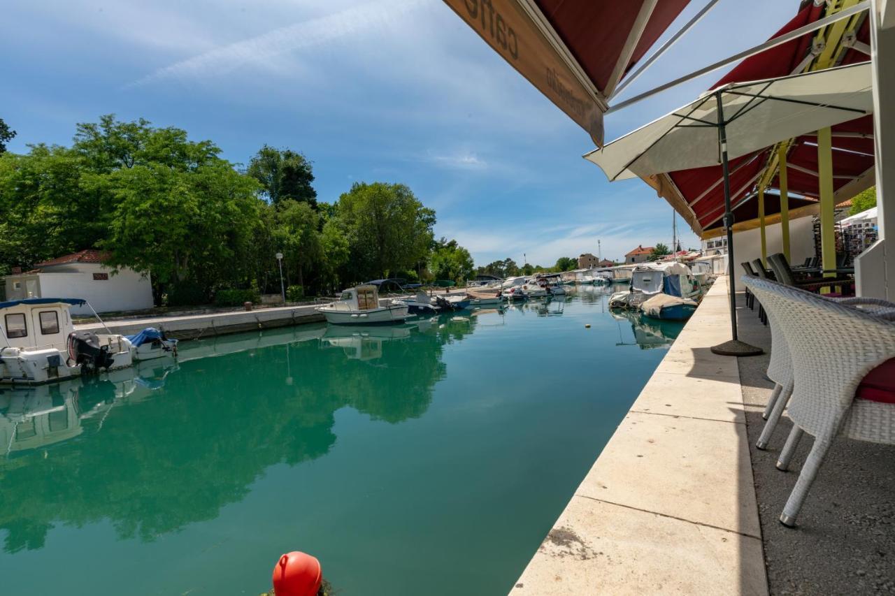 Old Bridge Trogir Hotel Bagian luar foto